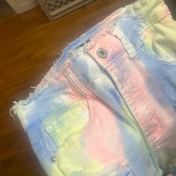 Tie-Dye Distressed Women Jeans - Picture 6 of 7